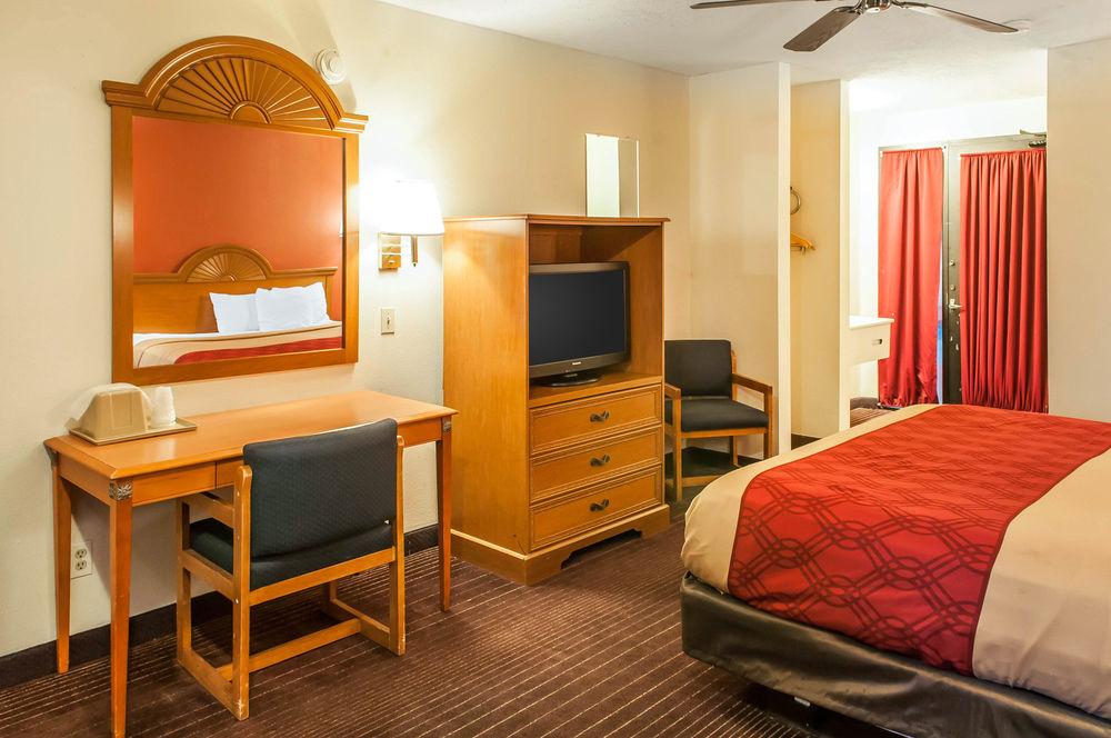 Econo Lodge West - Coors Blvd Albuquerque Eksteriør bilde
